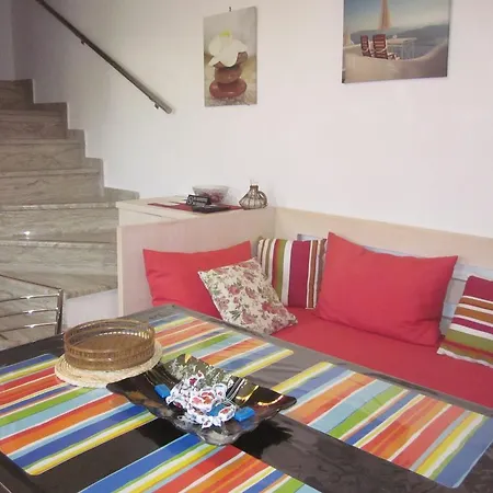 Holiday home Petra Houses Potos